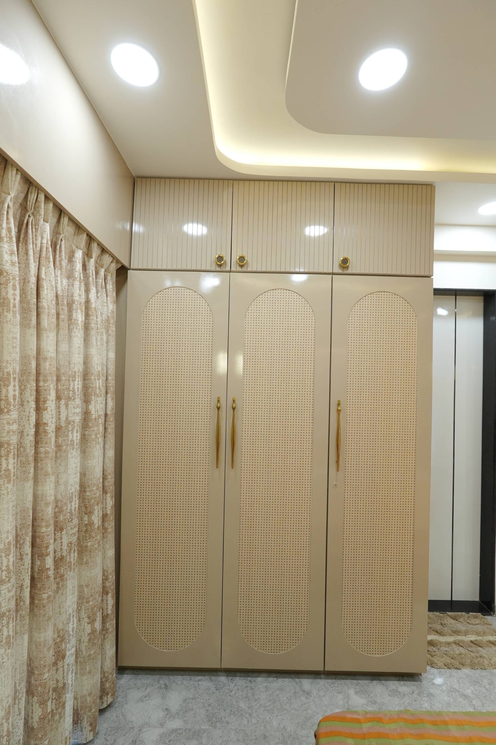 Custom wardrobe and storage design